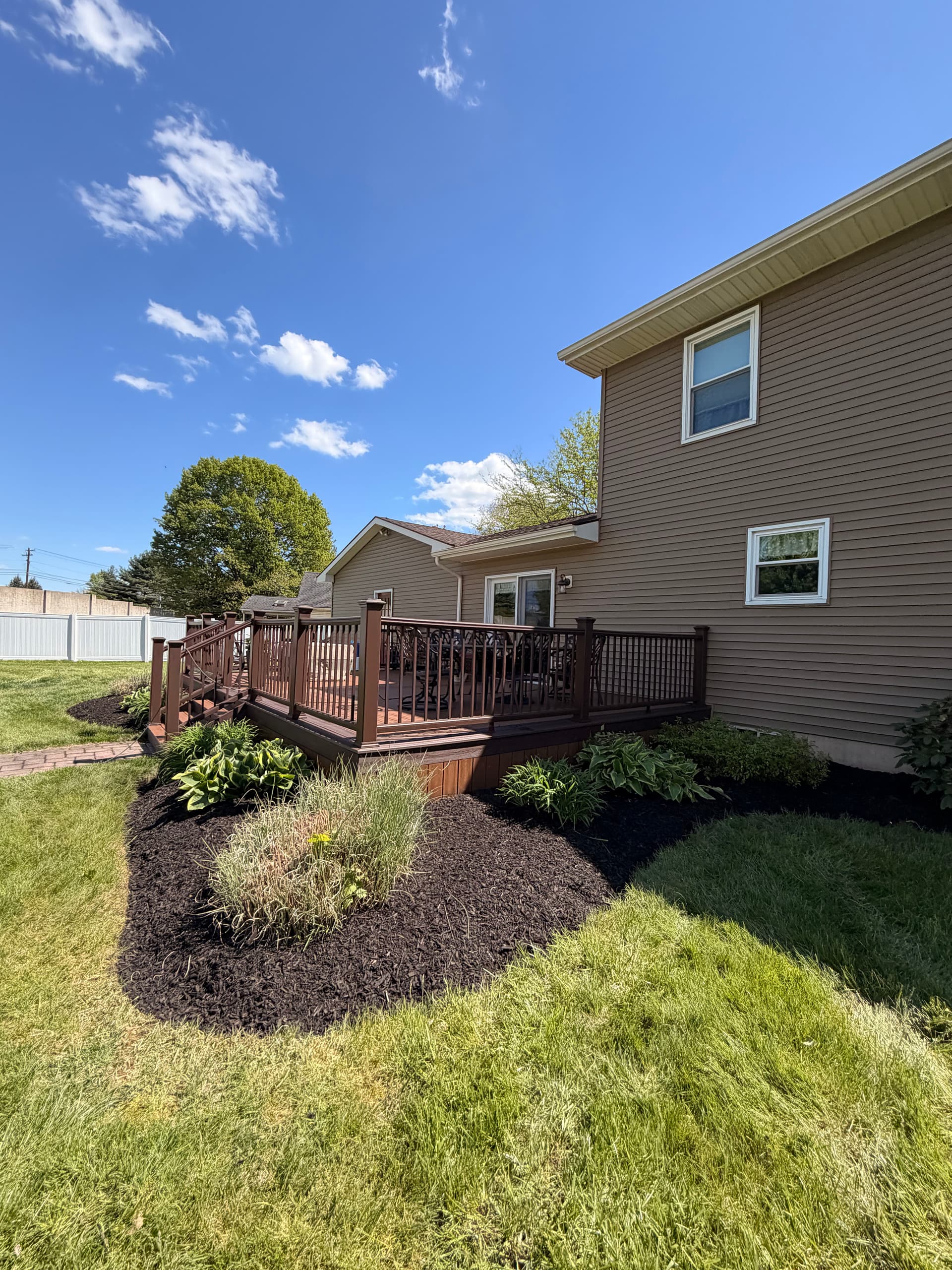 Gallery photos for Green Giant Privacy Screen and Fresh Mulch Beds in Allentown: Image #2