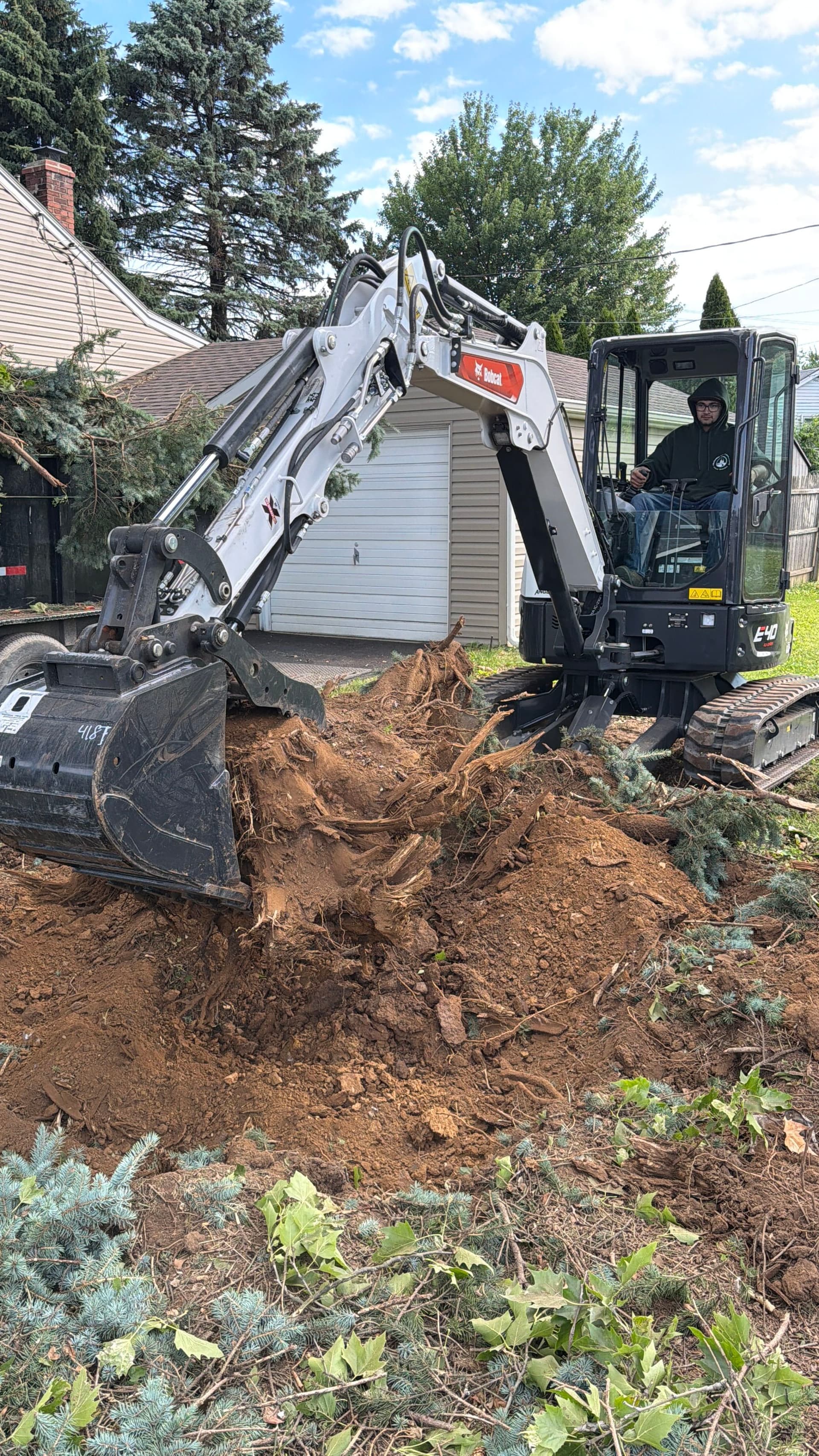 Gallery photos for 400 Square Foot Parking Pad Built Right From the Ground Up: Image #3
