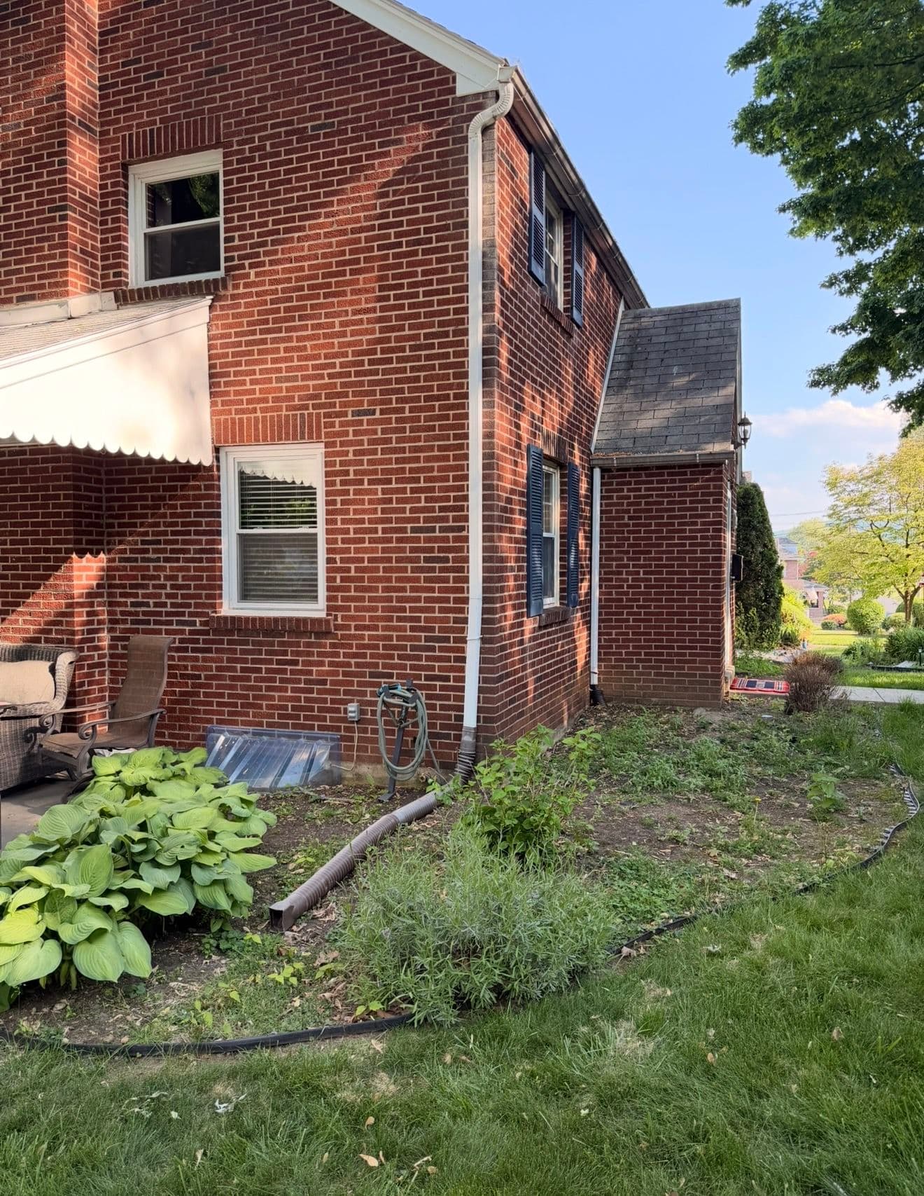 Gallery photos for Downtown Bethlehem Front Yard Gets a Full Landscape Overhaul: Image #8