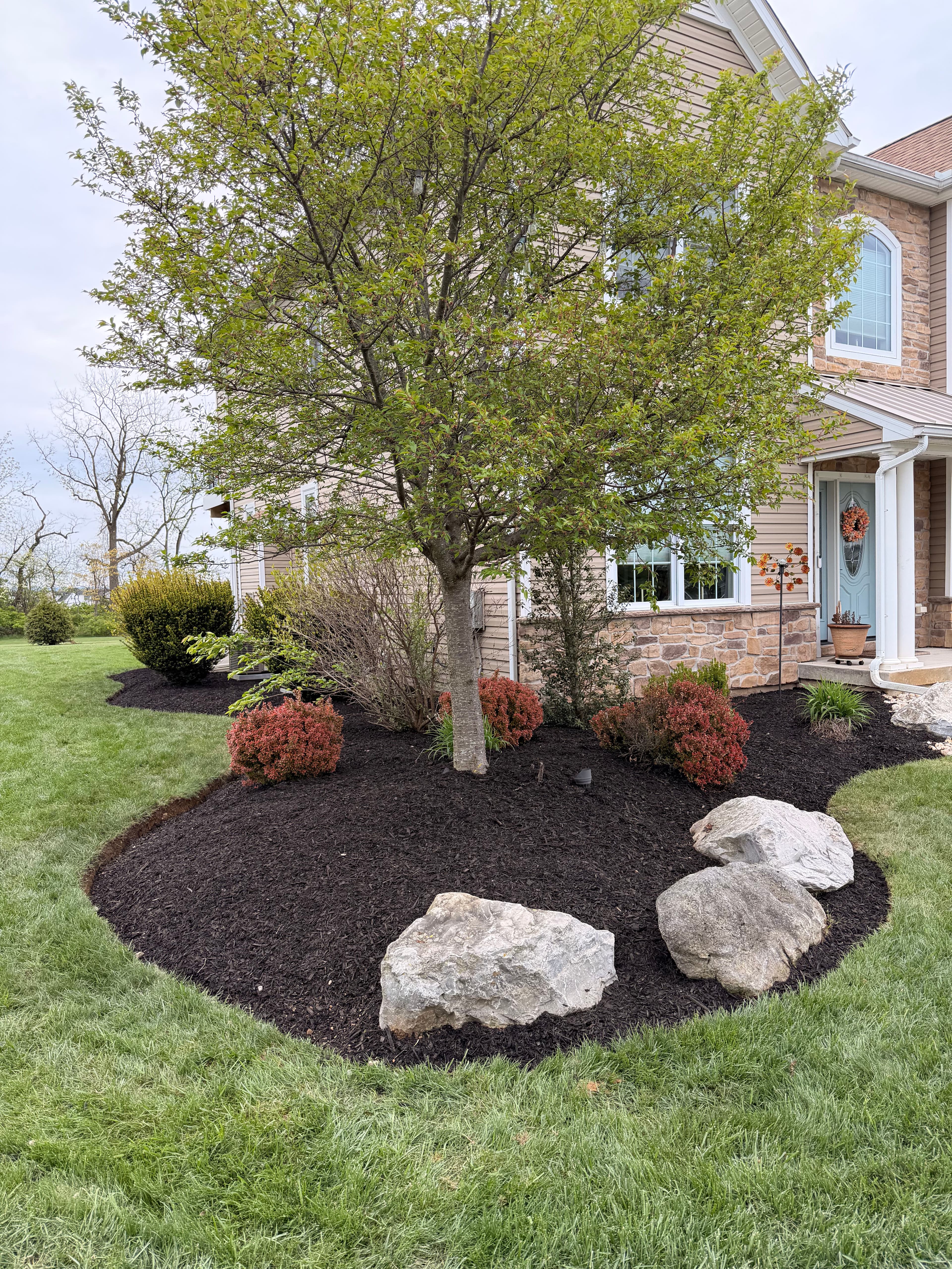 Project Fresh Mulch and Clean Beds Make a Big Difference in Bethlehem image