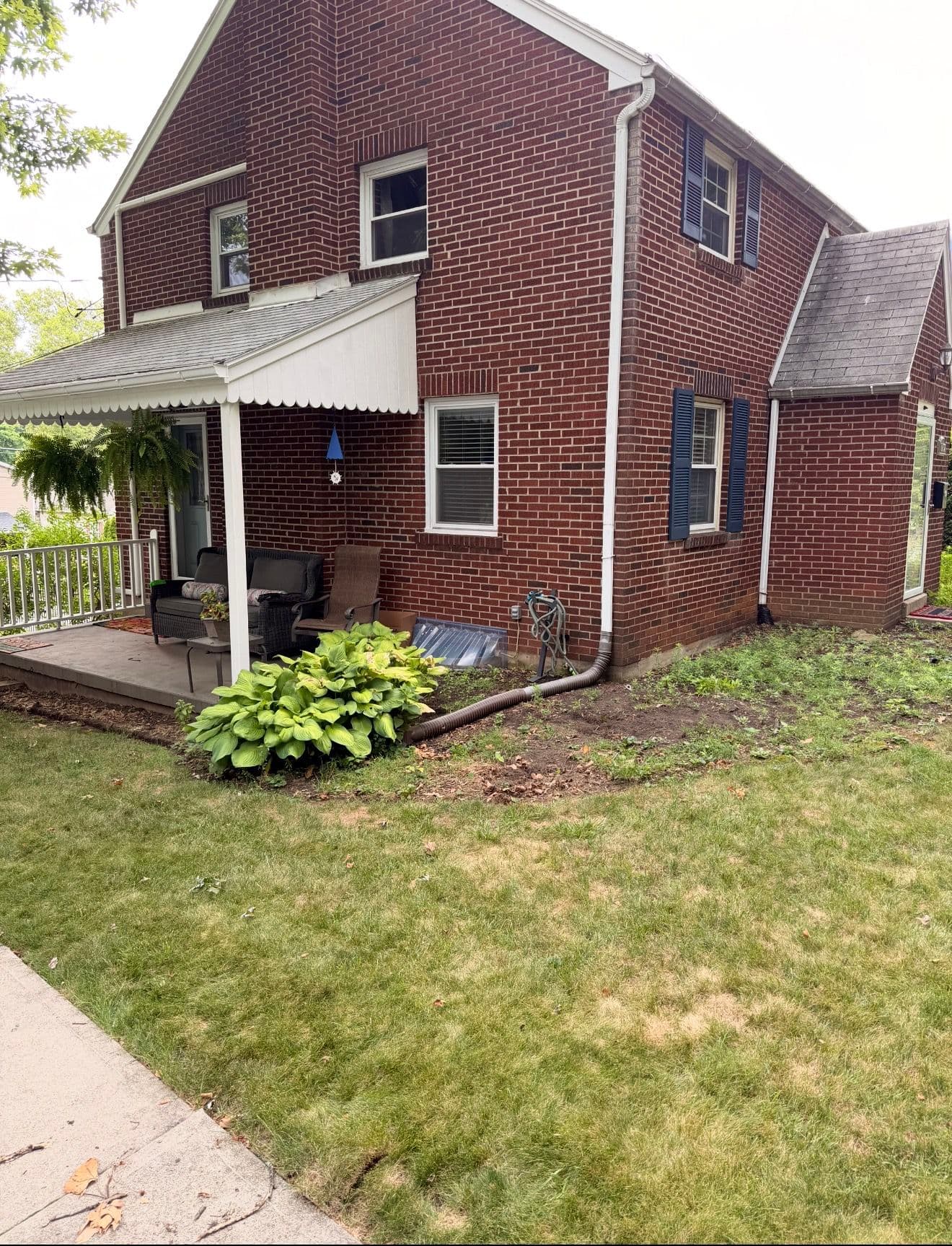 Gallery photos for Downtown Bethlehem Front Yard Gets a Full Landscape Overhaul: Image #5