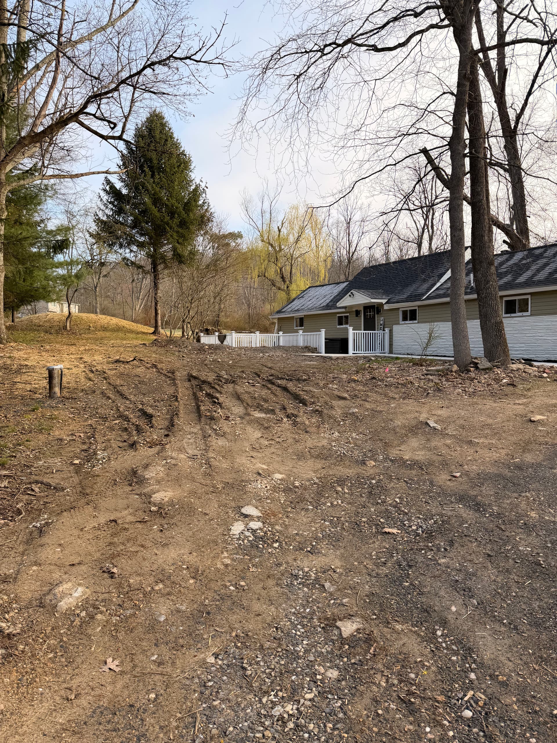 Gallery photos for Mud Is Gone - New Gravel Driveway Installed From Scratch: Image #7